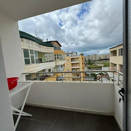 Valona * Vlorë